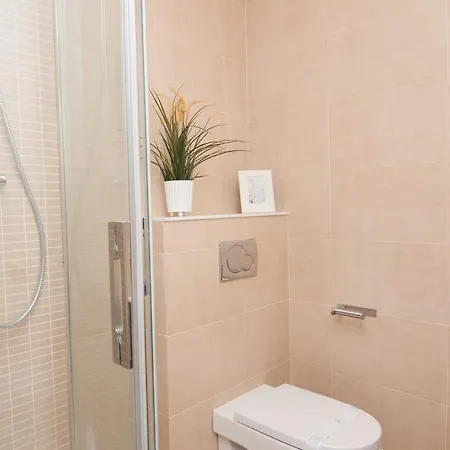 Charming Gracia 2 Bedrooms Barcelona