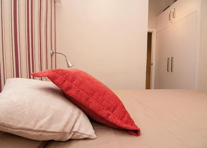 Charming Gracia 2 Bedrooms